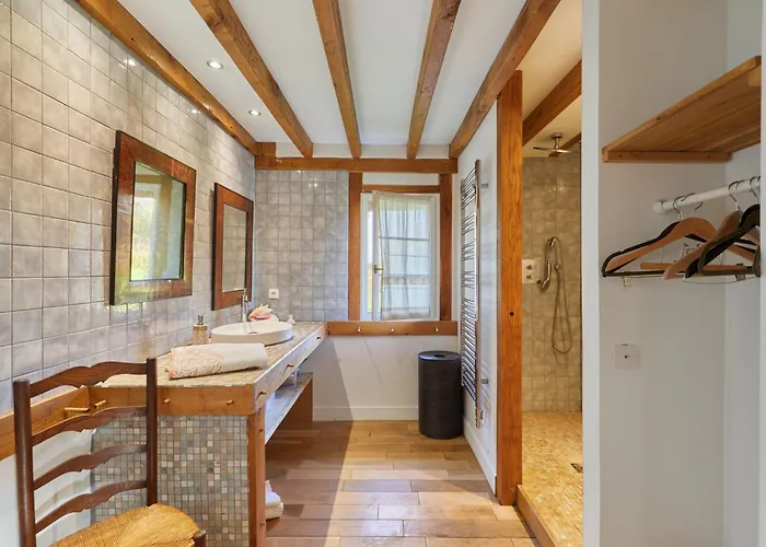 Holiday home 2 Chaumieres Normande By Interhome Le Perrey